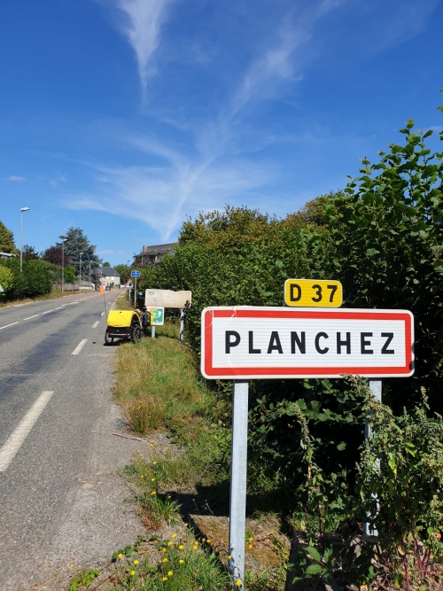 J11 Planchez, pause déjeuner à 13h30 .