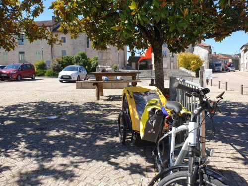 J5 Sauviat sur Vige, pause déjeuner